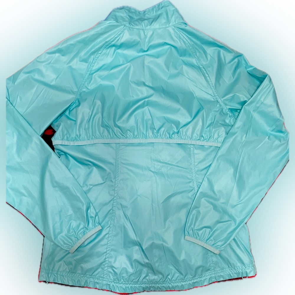 SJB Active Women’s Windbreaker. Like New Condition. - Picture 2 of 4